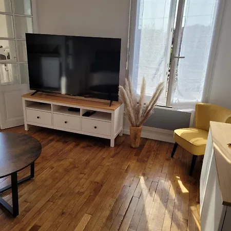 Appartement Cosy Saint-Martin-Longueau Extérieur photo